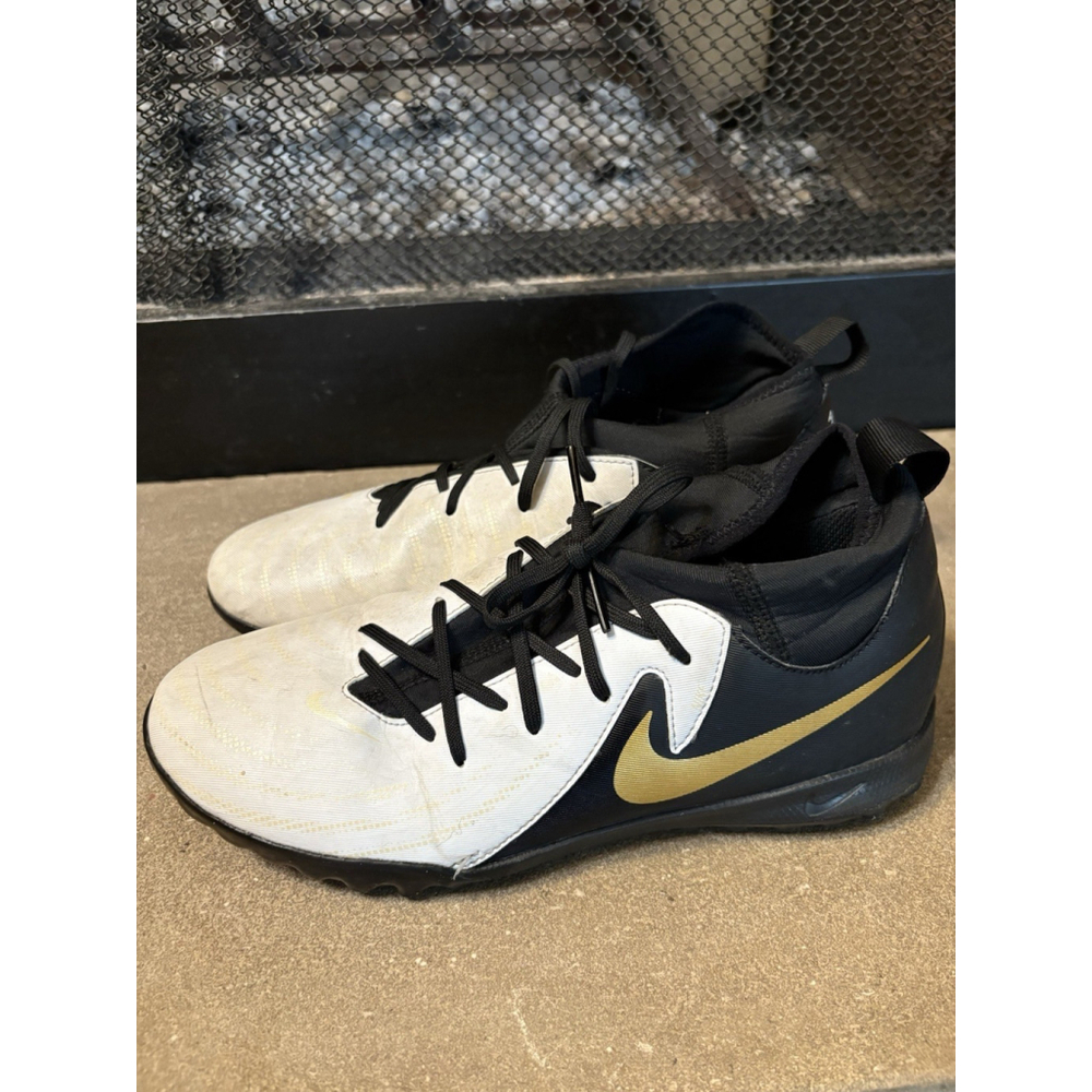 Nike Kids` Jr. Phantom Luna 2 Academy TF Soccer shoe 5.5Y Women’s 7